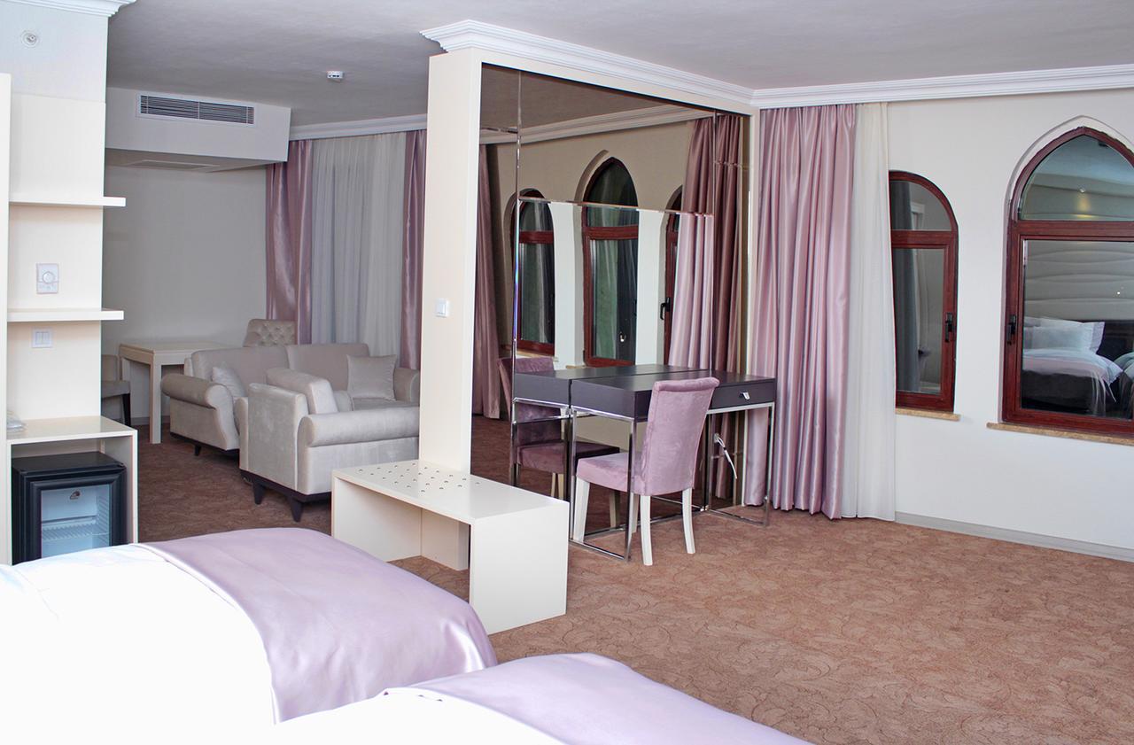 קוניה Dergah Hotel מראה חיצוני תמונה