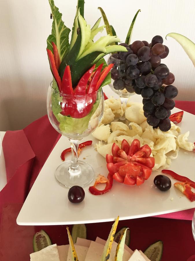 קוניה Dergah Hotel מראה חיצוני תמונה